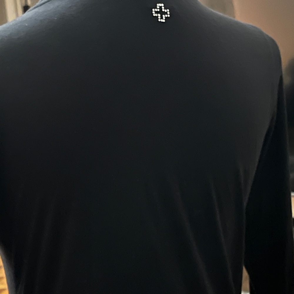Chic Black Button-Up Tunic - Picture 4 of 7